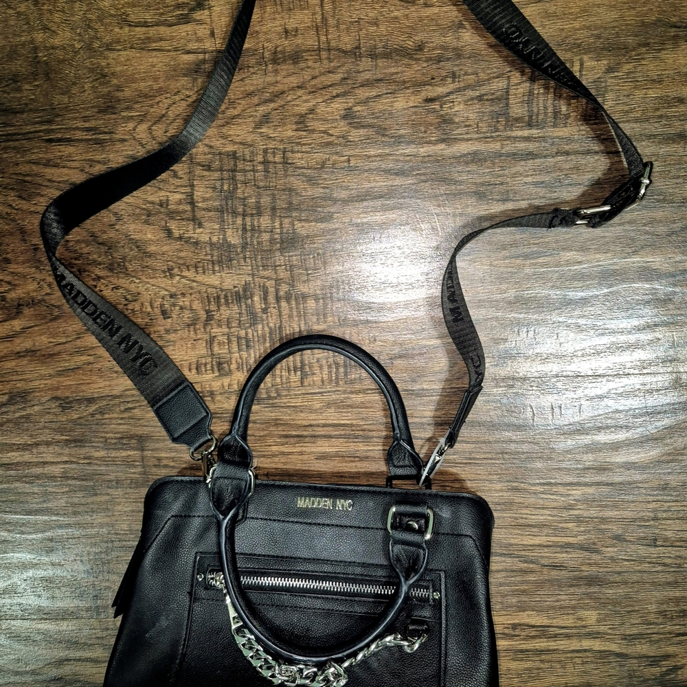 Madden NYC Womens Chain Black Handbag
